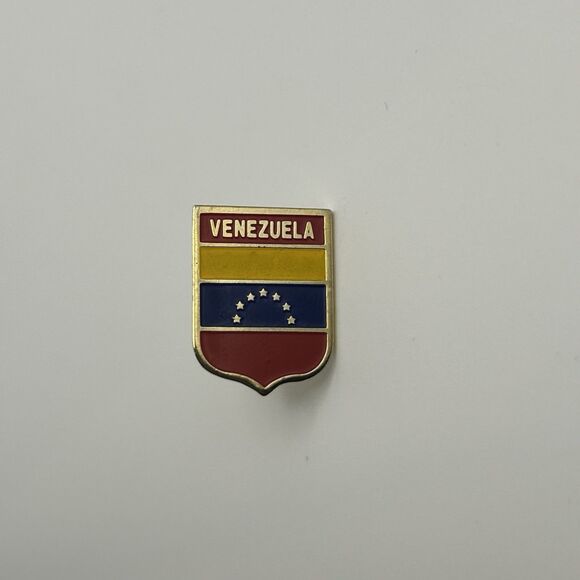 Vintage Venezuela Flag Lapel Pin Red Yellow Blue Shield Design Small Pinback - Picture 1 of 3